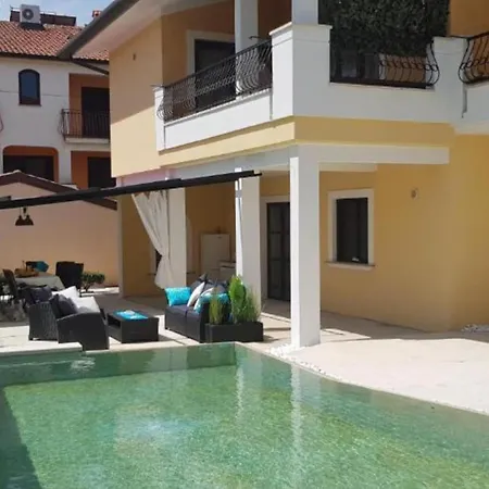 Alenka - One Bedroom Apartment Rovinj