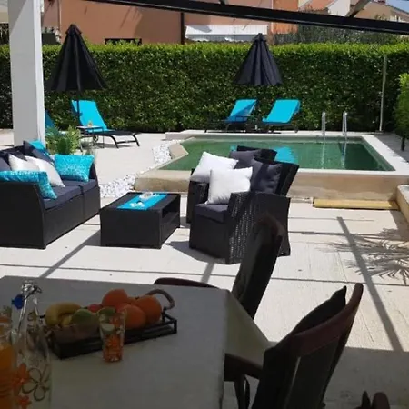 Alenka - One Bedroom Apartment Rovinj